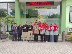 KUNJUNGAN STUDI BANDING SMA NEGERI 1 MOJOSARI MOJOKERTO