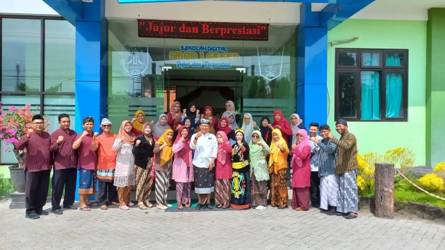 Upacara Memperingati Hari Guru Nasional Tahun 2023